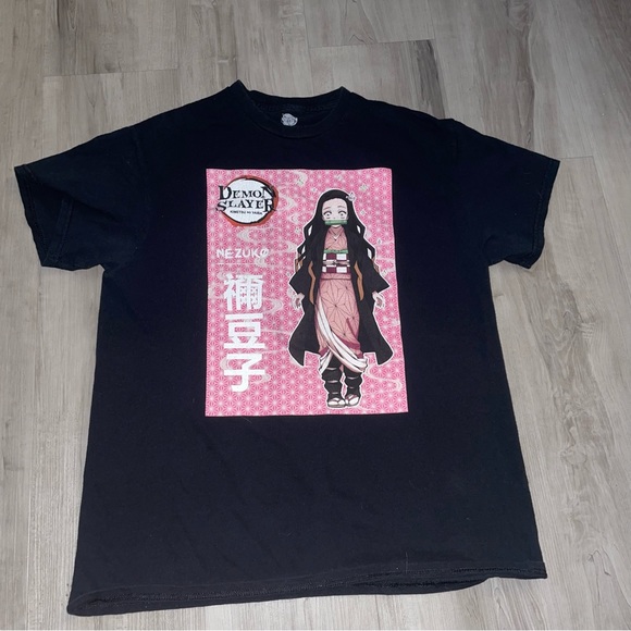 Other - Demon Slayer Tshirt M
